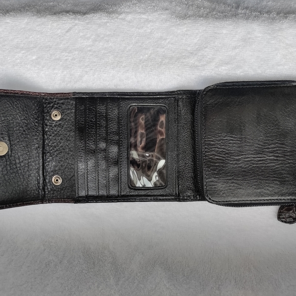 Brighton | Two Toned Leather Black & Brown Silver & Gold Tri-Fold Wallet - Picture 11 of 14